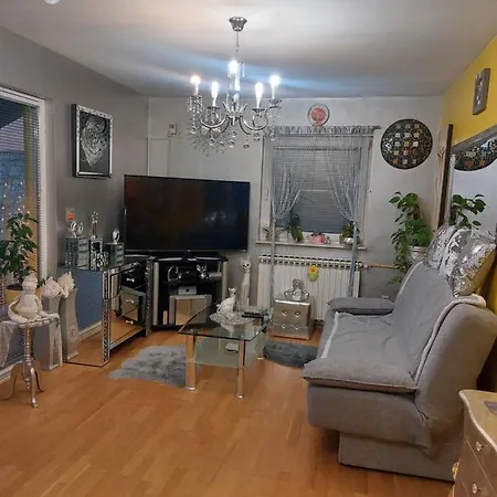 Queen House *